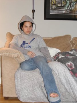 Ultimate Sport Wife and Cubs Fan, Nicole, watches the Series from the couch-boycotting all SOX festivities with the family.   She says she has 'no comment' on the weekend.